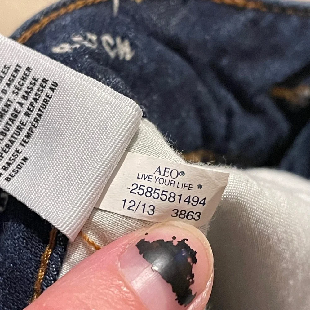 American Eagle Outfitters perfect shape